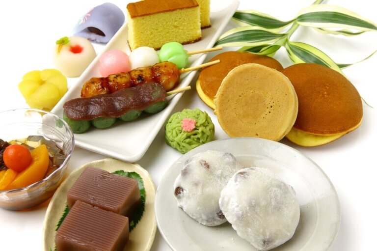 和菓子とは?その特徴・種類・食べられる場所を紹介 - Wa